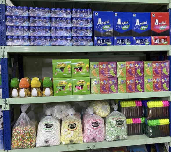 السلام عليكم ورحمة الله وبركاته 
حلويات جديده في محلات 
جمله أولاد الحاج محمود الدوار 
عنوان / شارع قائم مقاميه 
الهاتف ***********
