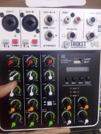 مكسر صوت • قابل للتفاوض