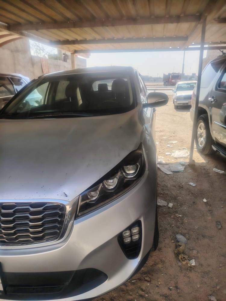 سورنتو 2020 وارد أمريكا رقم بصره باسمي ماشيه 71 ميل ٦ سلندر تبديل بنيد فقط ليبل واحد نص فول فور ويل شاشه دواره ٧ راكب *********** الزبير, البصرة
