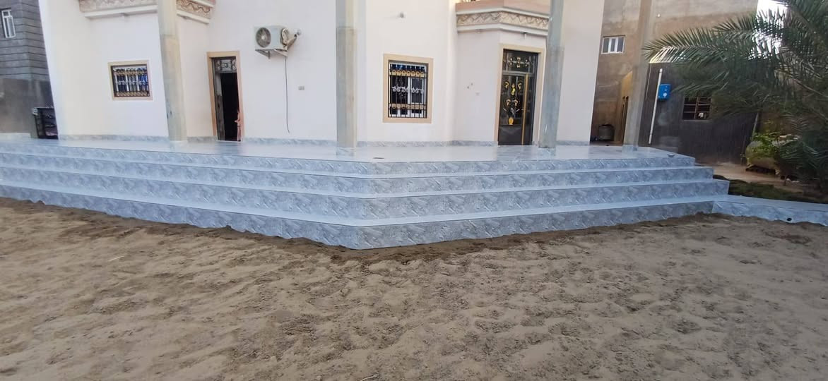 السلام عليكم من رخصه مدير الكروب ابو سيراميك متفرغ حاليا شغل درجه اولى وسعر مناسب جدا اللي يحب يشتغل يتصل على الرقم التالي‏‪***********‬‏ شغل درجه اولى بسعر مناسب جدا

