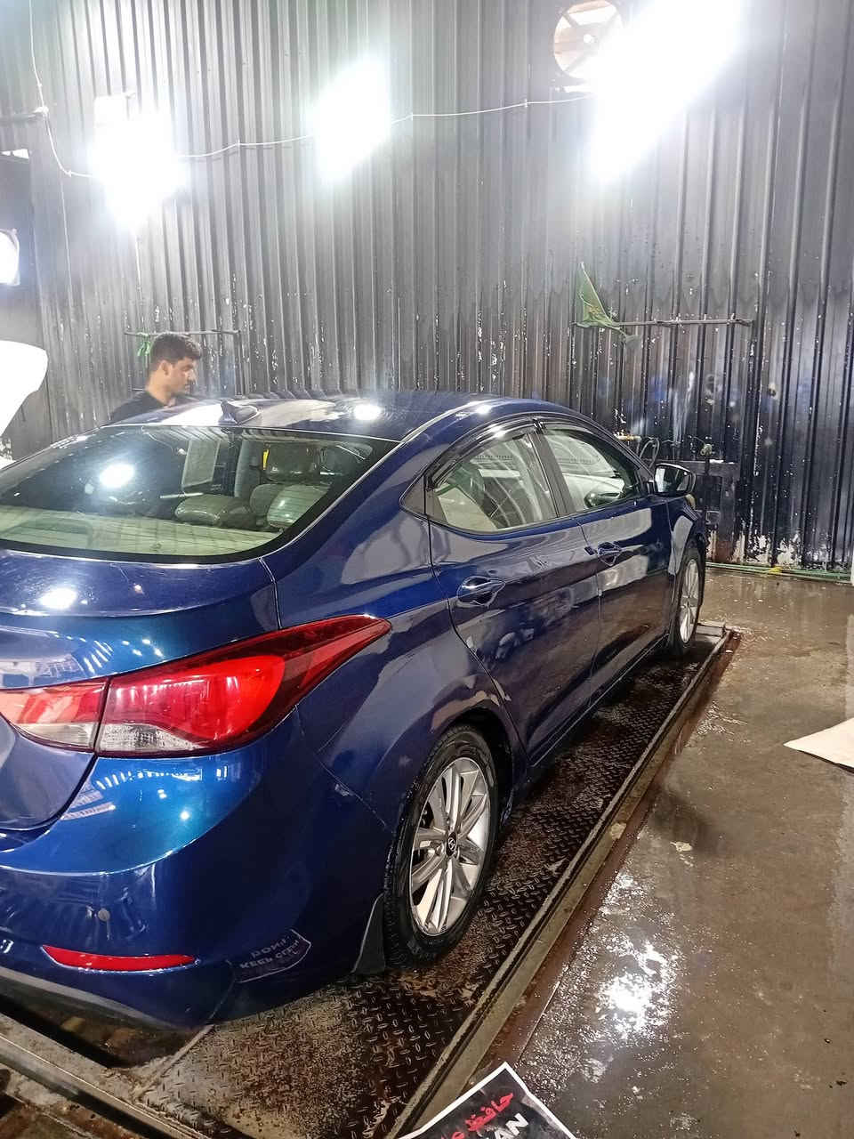 السلام عليكم 
لبيع النتره مديل ٢٠١٦
مكينه ١٨٠٠ دوش 
صبغ فقط بابين بلادي بدون تبديل 
كير مكين مكفول فوول
مواصفات نص فول 
ماشيه ٩٧
لشراي تصال على الرقم 
***********
