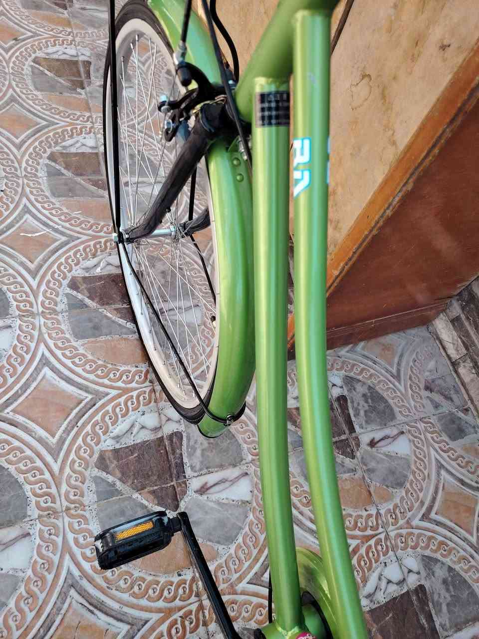 سلام عليكم بيسكل للبيع موديل 20 حجم 26 بيسكل جديد وياله مصطره نضافه فول جاملاغات جدد غراضه كامله دينمو بريك كاملات سعر خاص مكان ناصريه مركز شراي يجي خاص


**إذا كنت صاحب هذا الإعلان وتريد حذفه لأي سبب، رجاءا أرسل رسالة إلى الدعم الفني**