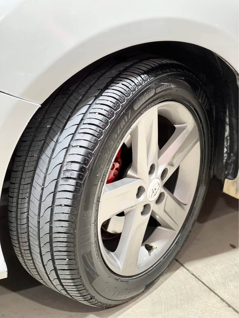 کەمیری 2013 بڕاوە 
خەلیجی 
سەیارەکە کامل بۆیاغە لەسەر ساغی 
یەک دینار مەسرەفی تێدانیە
کامل سپۆرت کراوە 
٤ تایەو ویلی لۆکی لەبنە 
ساردو گەمی بەشەرت 
گێڕو مەکینە بەشەرت 
 گۆڕینەوەش دەکەم لەسەرە دڵ گرت 
سعریشی ٦٥   
*********** رانية, السليمانية
