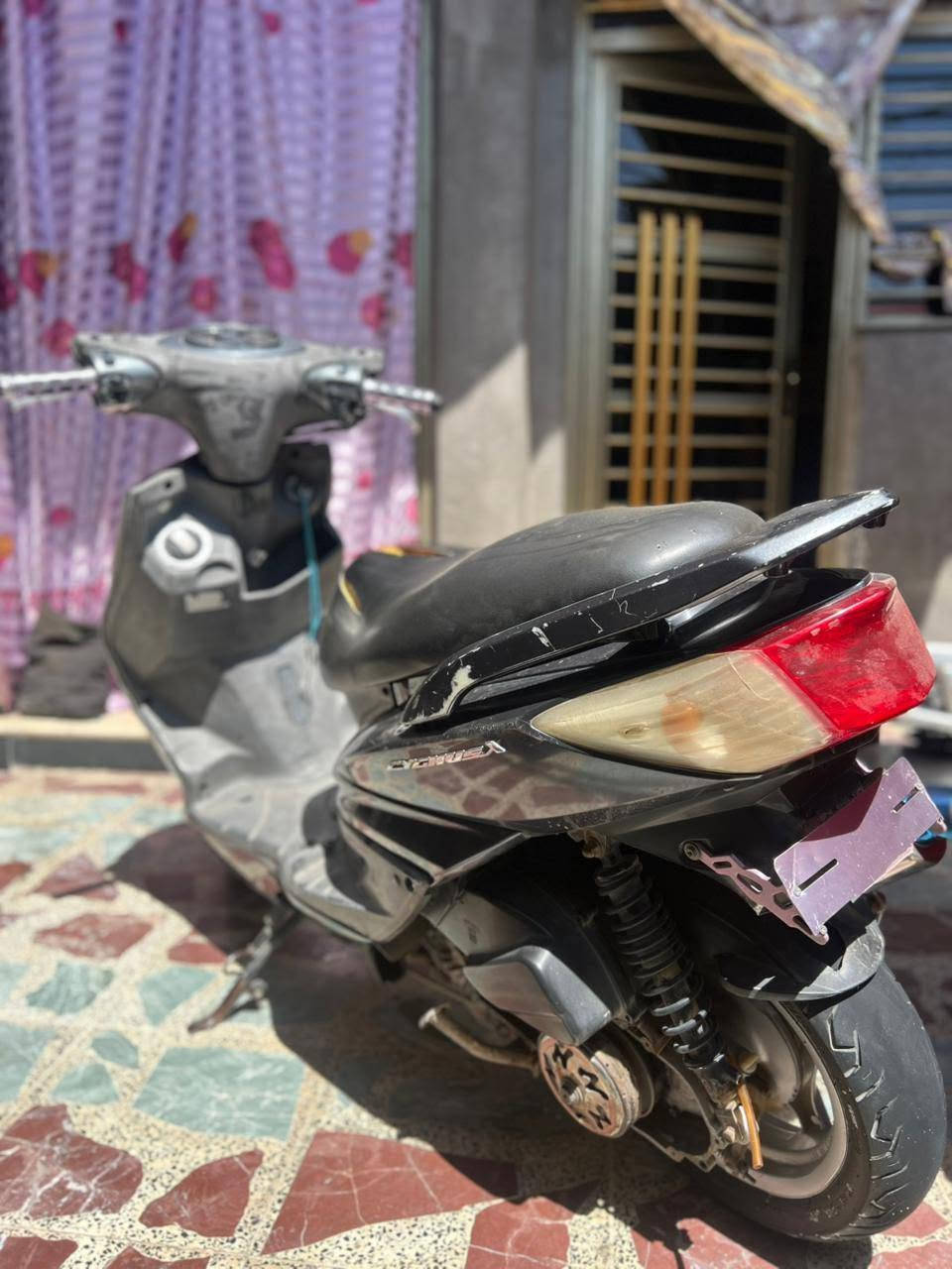 سكنس فحل خطين نوزل
كلجات رياضي 
صالنصه رياضي طرب 
مكينه تونس الجناي 
شلعه ومعدل 
نكره سلف بأي وقت 
السعر 850 وبيها مجال بسيط 
العنوان بغداد حي النصر
***********
