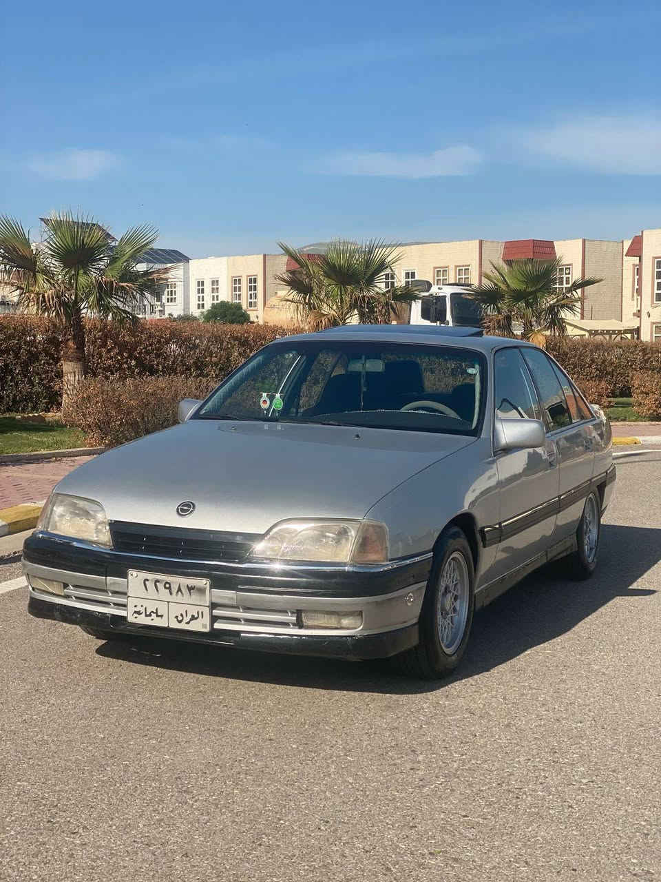 سلام عليكم ..اوبل اوميكا موديل ١٩٩٢ محرك ٢٠ مرغوب .بيه دفتر بانزين .بدون حادث .شرط التحويل .سنويه لحد ٢٠٢٧ تسقط . كير عادي .مكان السياره كركوك .رقم المويايل .*********** .سعر ٤٢ وبيه مجال .
