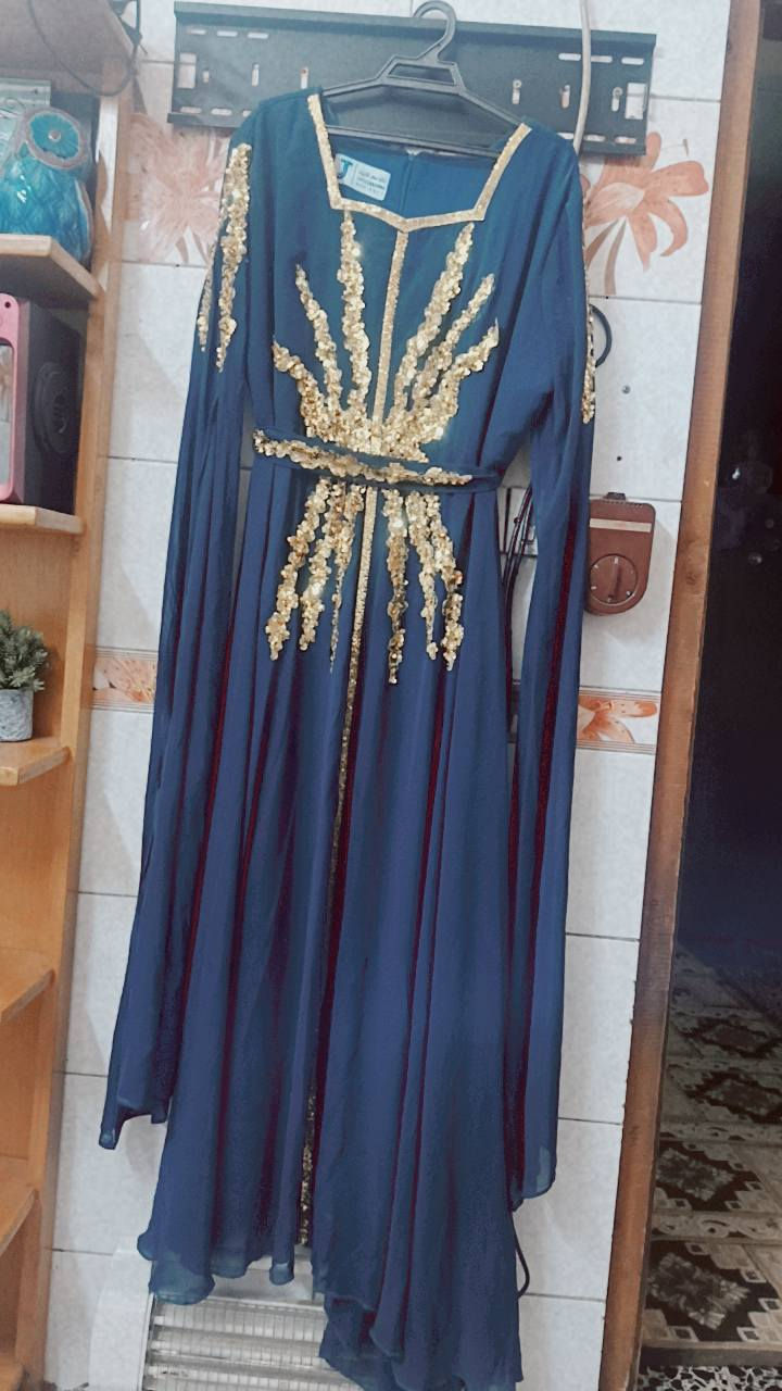 للبيع فري سايز ب ٤٠


**إذا كنت صاحب هذا الإعلان وتريد حذفه لأي سبب، رجاءا أرسل رسالة إلى الدعم الفني**