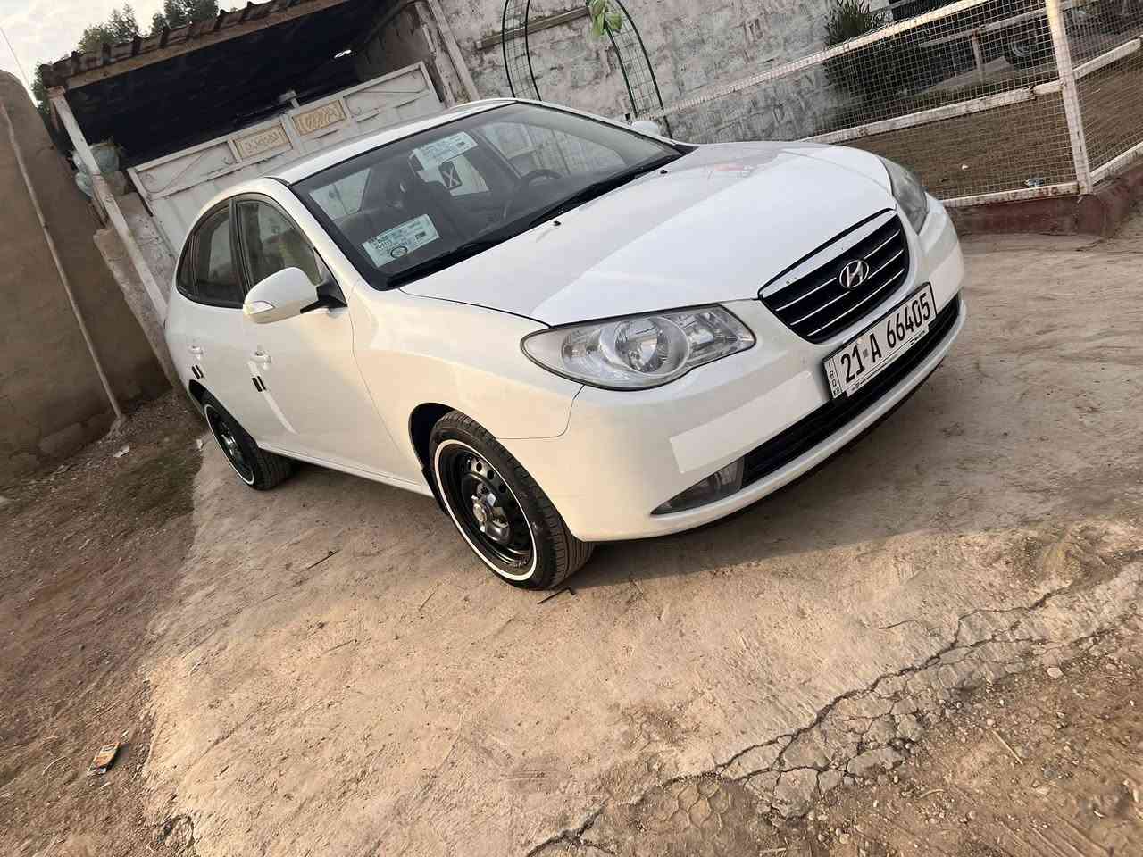 الانتره ٢٠١٠خليجي ١٦٠٠مكينه وكير جديدتخم تاير جديد حداده جديدتدفئهً تبريد شغال رقم سنويه جديده فول موصفات عده الفتحه مكفوله من الصبغ وتبديل  مكان السياره واسط الحفريه سعر ١١٨وبيها مجال رقم الهاتف ***********
