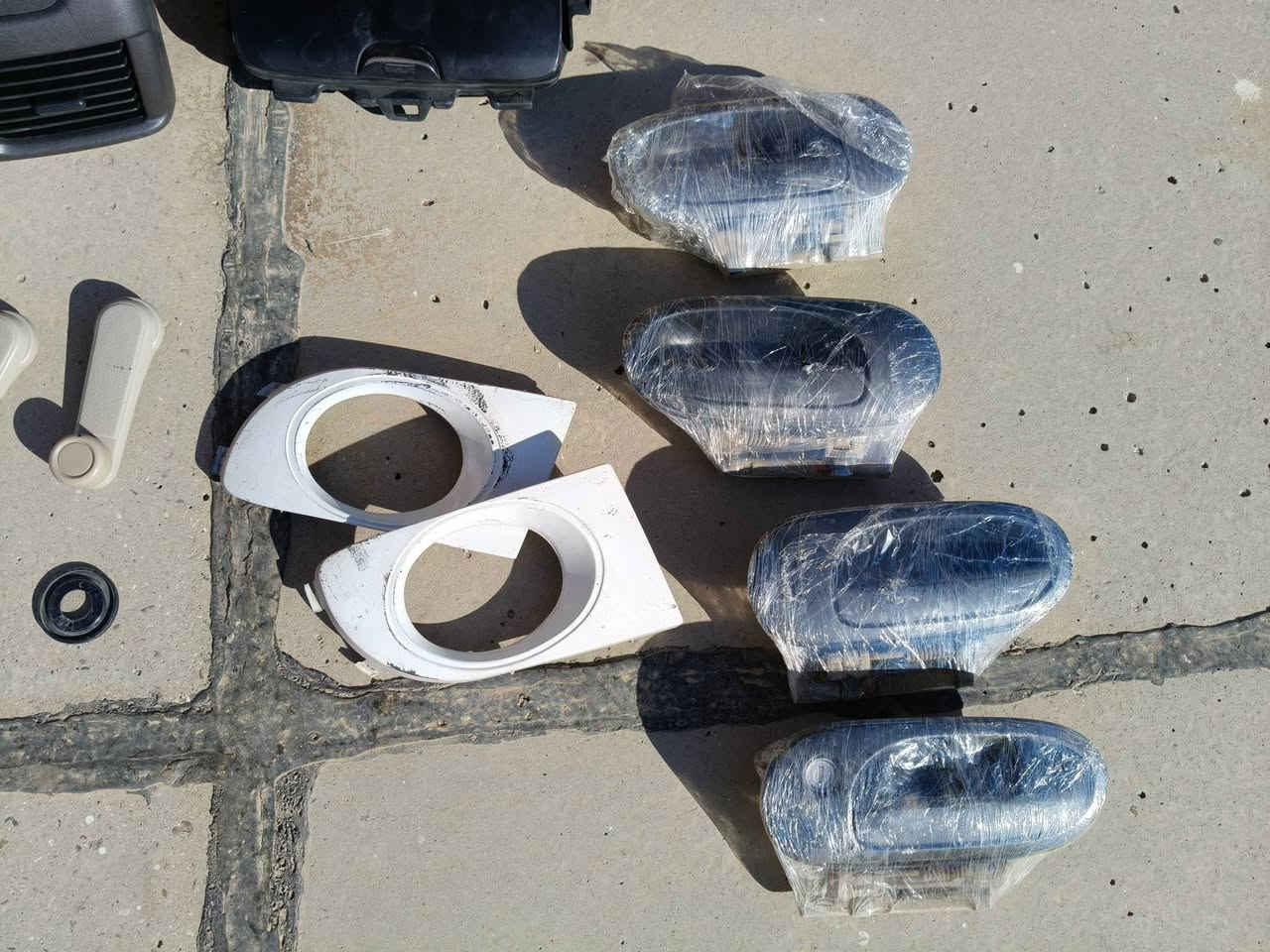 اغراض نيسان سني للبيع ***********
