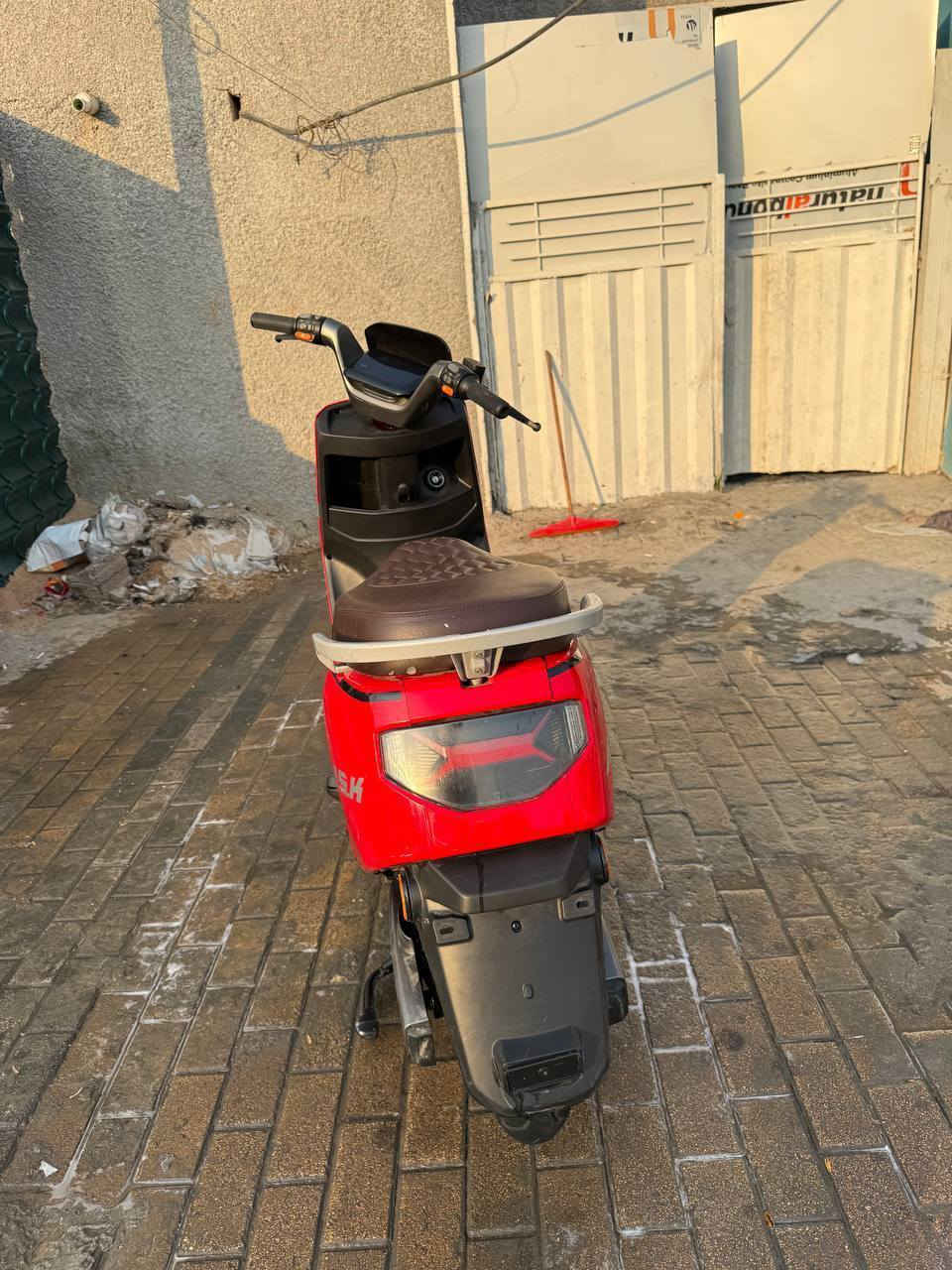 سلام عليكم دراجة شحن ASK نضيفة 2025الشهر التاسع  دراجة نضيفة من الصدريه سرعة 6بطاريات سرعة63 شاشة تقرالك العطل وبيهة مثبت سرعه وبيهة نضام رجوع للخلف وبيهة نضام عطل اليده  دبل اشارة كشن جوزي بيهة قاطع الدوره ***********رقمي واتساب مكاني مدينه الصدر
