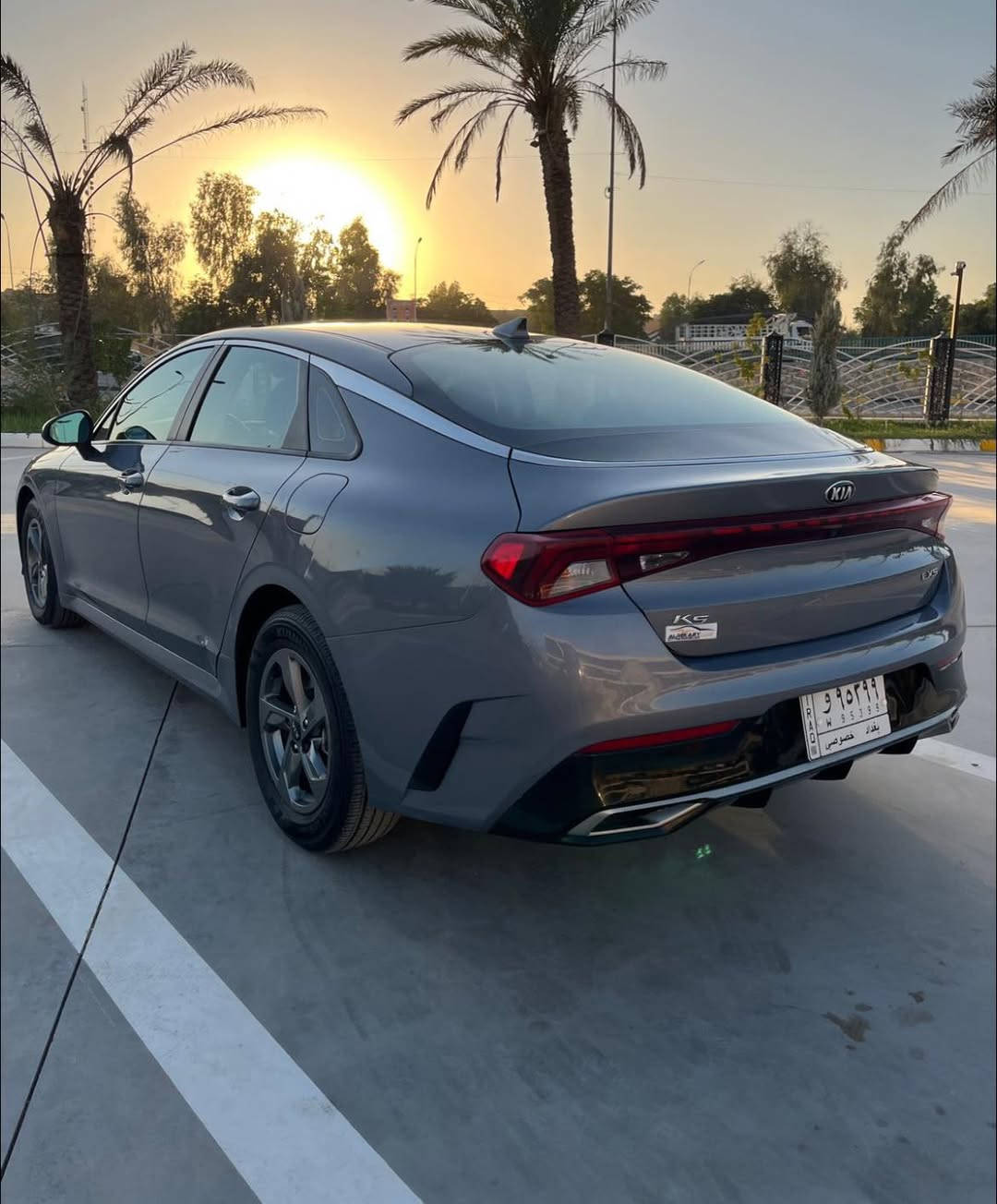 السلام عليكم للبيع
KIA (K5-LX5 2021) وارد أمريكي 
رقم بغداد 
مواصفات 
بصمة أبواب + تشغيل 
تشغيل عن بعد 
شاشة ابل كار بلي + كامرة خلفية 
أربع وضعيات قيادة 
قيادة ذاتية 
تحديد مسار 
مانع تصادم 
سايد بريك بصمة
تبريد شاشة 
AUTO HOLD
رادار جانبي 
محرك 1.6TURBO🚀
ماشية 31,000mi
السياره حادثها (جامرلغ وحافة البنيد فقط)
وصور الحادث مرفقة بالمنشور  
السيارة جديدة جداً  احلى من الصور جاهزة من كل شيء 
السعر 162 وبيها مجال 
العنوان ديالى بعقوبة 
للأستفسار الأتصال على الرقم ***********
