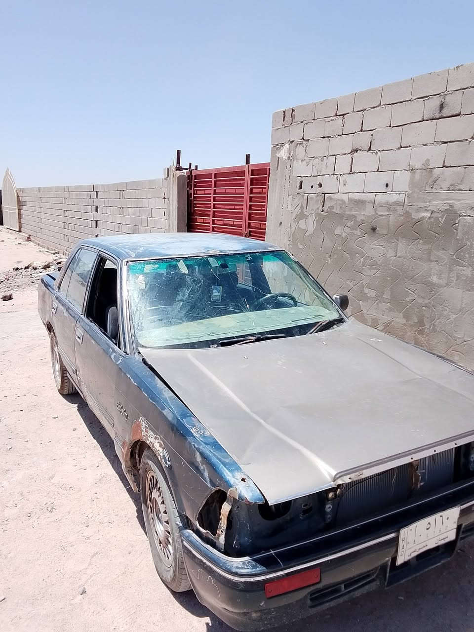 سياره لبيع تصقيط سنويه ورقم سيدان المكان بصره زبير السعر 15 ***********
