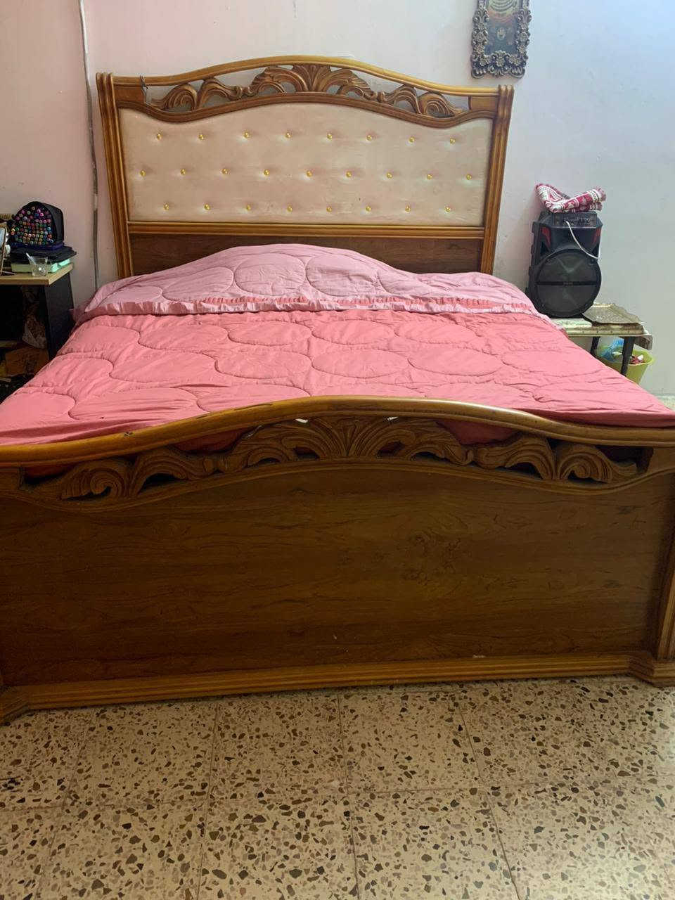 غرفه نوم صاج باب اول سعرها 400 وكنتور 3 بوب صاج بداخله يصير نضده مال فراش سعره 150


**إذا كنت صاحب هذا الإعلان وتريد حذفه لأي سبب، رجاءا أرسل رسالة إلى الدعم الفني**
