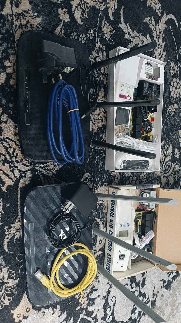 سلام عليكم يوجد راوترات 2 مستخدمات +كارتات سبلت اثنين كاملات ريمونتات وعدسات جدد قيم باليرضي الله واخذهن للستفسار اكثر خااص كربلاء, العراق


**إذا كنت صاحب هذا الإعلان وتريد حذفه لأي سبب، رجاءا أرسل رسالة إلى الدعم الفني**