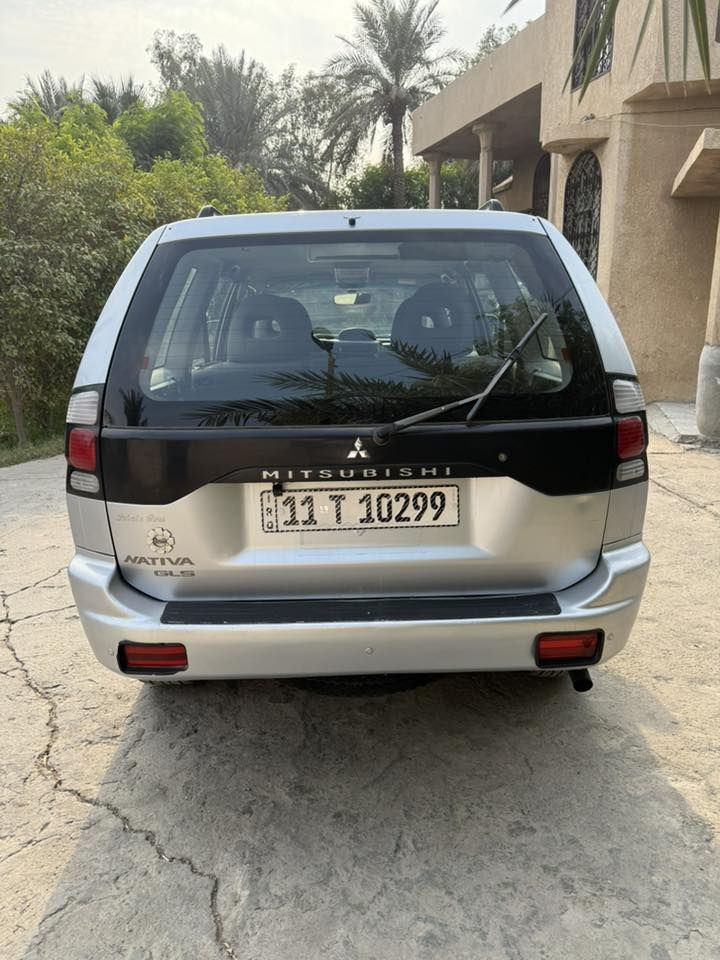 سلام عليكم للبيع متسيبوشي ناتيفا 2007 خليجي رقم بغداد بأسمي سنويه وهزه جدد مكينة وكير جدد مكفولات فور ويل شغال حداديه وتخم تاير ياباني جديد مكفوله من ضربه بيها 3قطع صبغ رش فقط اثر جراد وشخوط  سعر 90$ مكان بغداد الزعفرانية ***********
