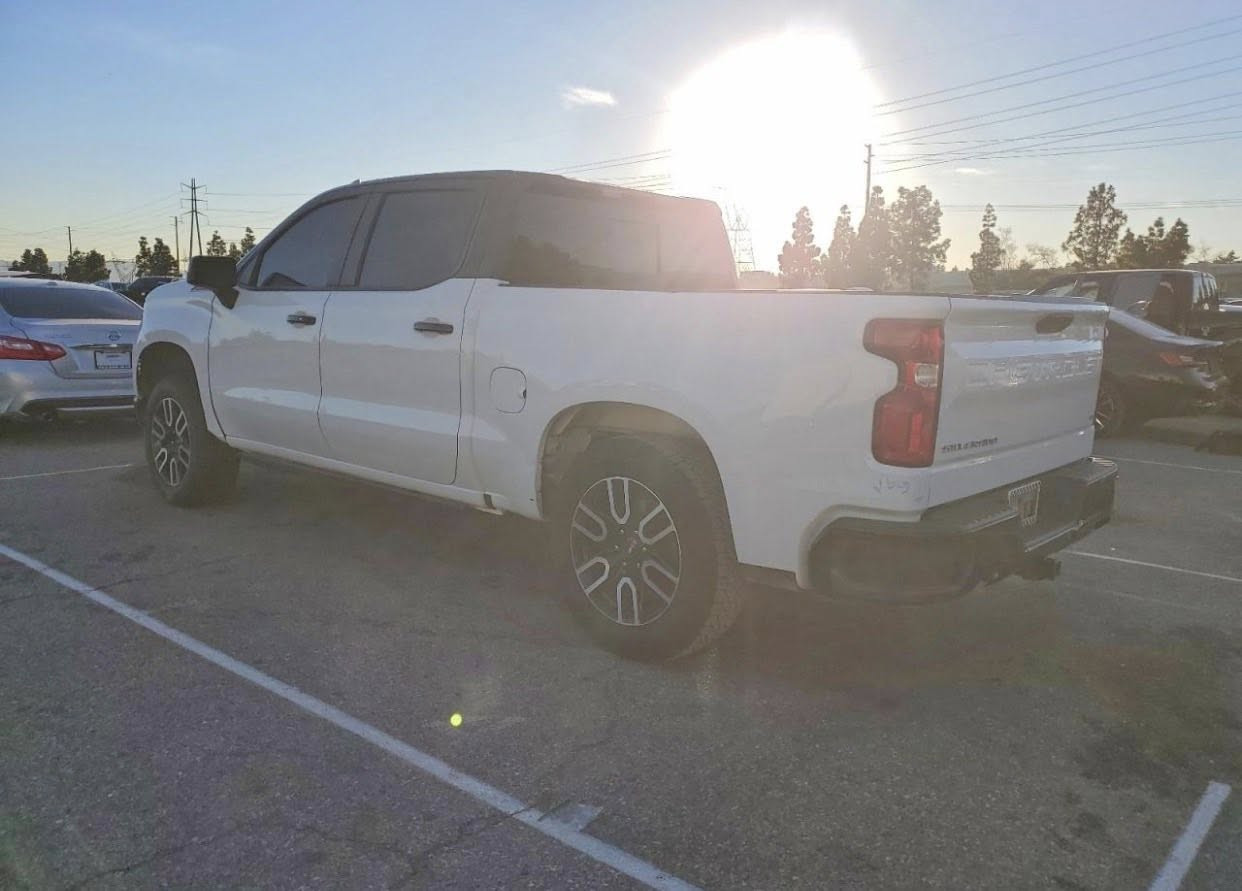 🔹السلام عليكم ..

🔹نوع السيارة …
‏♦️CHEVROLET - SILVERADO - LT TRAIL BOSS- 2025

♦️تاريخ المزايدة غداً الثلاثاء بعد السادسة مسائاً .
                     2026 - 3 - 17.  

♦️عداد المسافات - 28 الف ميل فقط .
♦️الاسطوانات - 8 سلندر .
♦️حجم المحرك - 5.3 .
♦️نضام الدفع 4X4 .
♦️الوقود - بانزين .

♦️الأضرار  :- حسب الصور المرفقة  ..

🔹للدخول الى المزاد او شراء سيارة
🔹او اي استفسار يرجى التواصل مع …

🔹شركة الناصر للمزادات وتجارة السيارات🔹

♦️ايهم الناصر - ***********

📍صلاح الدين - قضاء العلم - قرب البطاقة الوطنية📍
