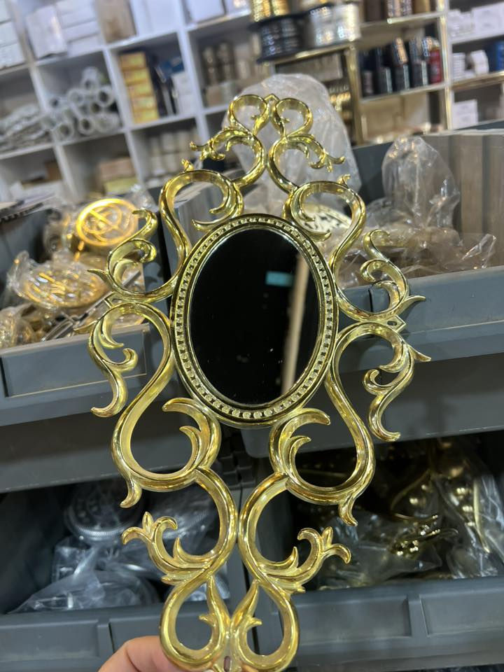 شرکة تساهل العصر لبيع جميع الاكسسوارات طخم قنفه و موبيليات و أقمشة طخم قنفه بأرخص الأسعار تنافسية ✅💯🔥

کۆمپانیای تساهل العصر بۆ فرۆشتنی هەموو بەرهەم و کەل و پەل و پێداویستیەکی قەنەفە و مۆبیلیات و جۆرەها مۆدێلی قوماشی تاخم قەنەفە بە کەمترین نرخ ✅💯🔥

العنوان/  اربيل شارع ١٠٠ م قرب معارض 
ناونیشان / هەولێر ١٠٠ م نزیک پێشانگای ئۆتۆمبێلەکان

***********
***********
***********
