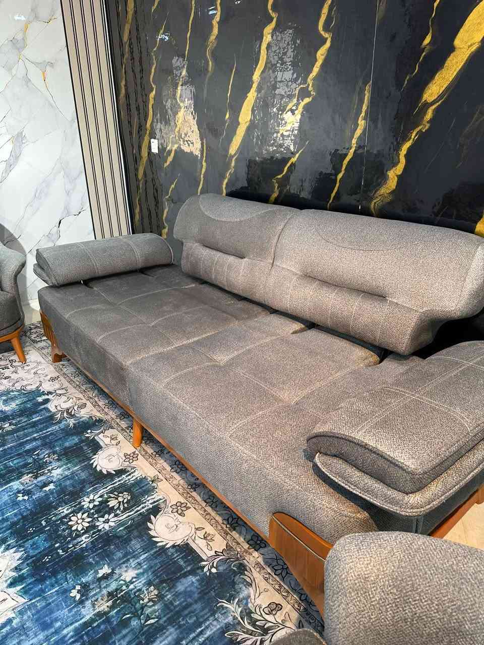 تخم موسكو

💪 قوة • متانة • فخامة
🔁 ظهر قلاب
🪑 مكوّن من 10 مقاعد
💰 السعر: مليون و50 ألف
🚚 توصيل مجاني لجميع المحافظات
للأستفسار على الواتساب 
 
***********
