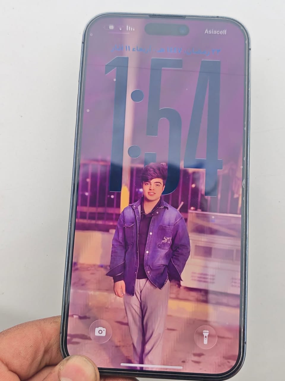 السلام عليكم ورحمة الله مبايل 14برو ماكس امريكي دبل شريحه الذاكره 256الجهاز بي كسر خفيف فوك الكامره ما ماثر عله اي شي مبدل بطاريه اصلي وكاله سعر 800بيه مجال بصيط لان الجهاز حلو وسعره حلو ***********
