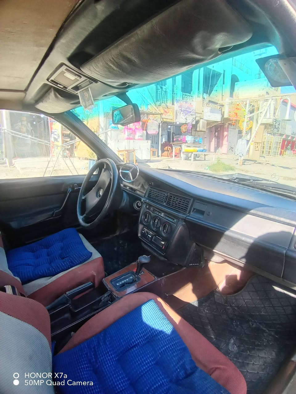 مارسدس ١٩٠ رقم بغداد مكانها بغداد البياع محرك بلادي فيت بم ميكانك قواعد بلادي مابيهن شي نقص دعاميه  خلفي وحرك وكير نضيف السعر ٣٥ وبيها مجال  ***********
