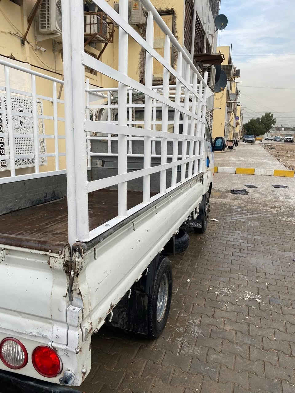 سلام عليكم كيا حمل 2007 مكينه 2700 السيارة كفالة عامة بس الباب السائق مبدل عنواني بغداد ‏شقق الطالبية سيارة رقمها صلاح الدين ￼رقم الهاتف ***********
