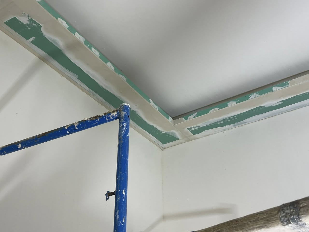 بوكسات اناره مخفيه المتر   17🔥🔨🪜
الف مواد وعمل شغل داخل تكريت

واتساب او اتصال 📞***********
