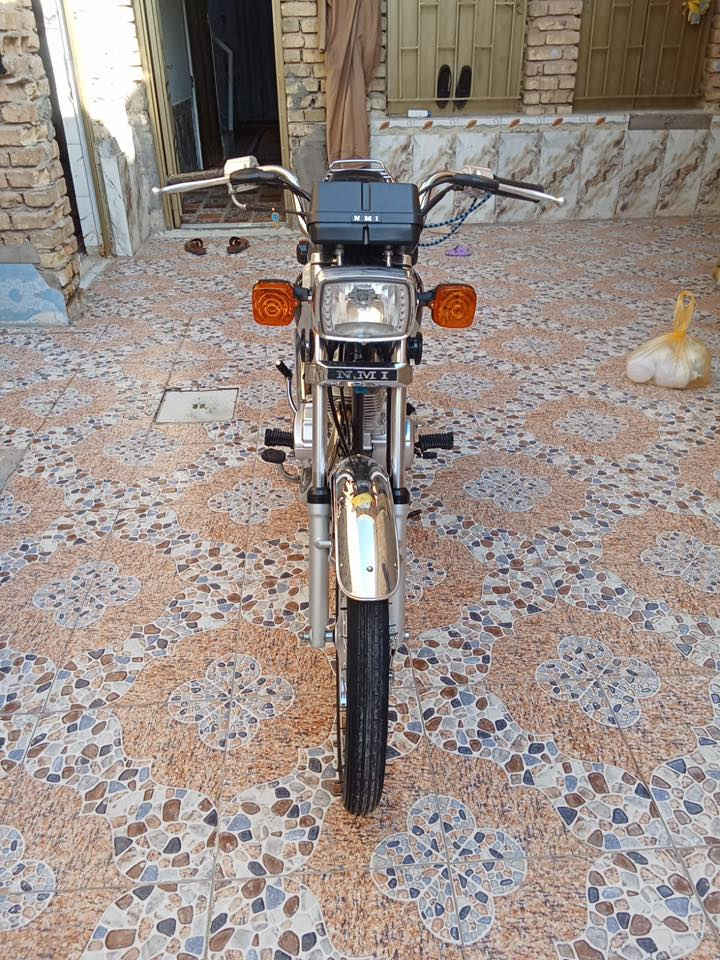 سلام عليكم دراجه بدون أوراق سعر 800وببه مجال***********
