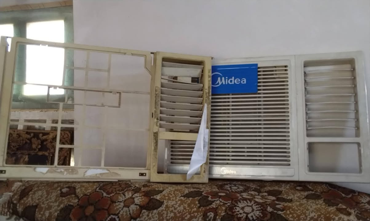السعر للكل ٢٥ الف مع هديا وياهم كلهن شغال شرط الفحص


**إذا كنت صاحب هذا الإعلان وتريد حذفه لأي سبب، رجاءا أرسل رسالة إلى الدعم الفني**