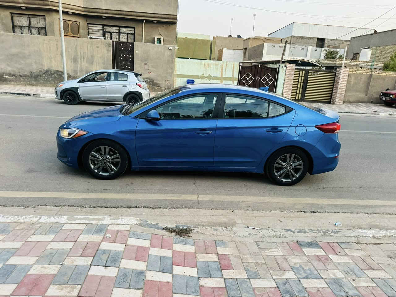 النتره موديل 2018سياره  كفاله بيه بس بنيد  تخم تاير مكينه حداديه كله زيرو مدوشمه   كاعيه وكشن  ماتصرف عليه الف دينار السعر 112 بيه مجال سنويه 27  لايت زنون  مكان السياره طوريج كربلاء ***********
