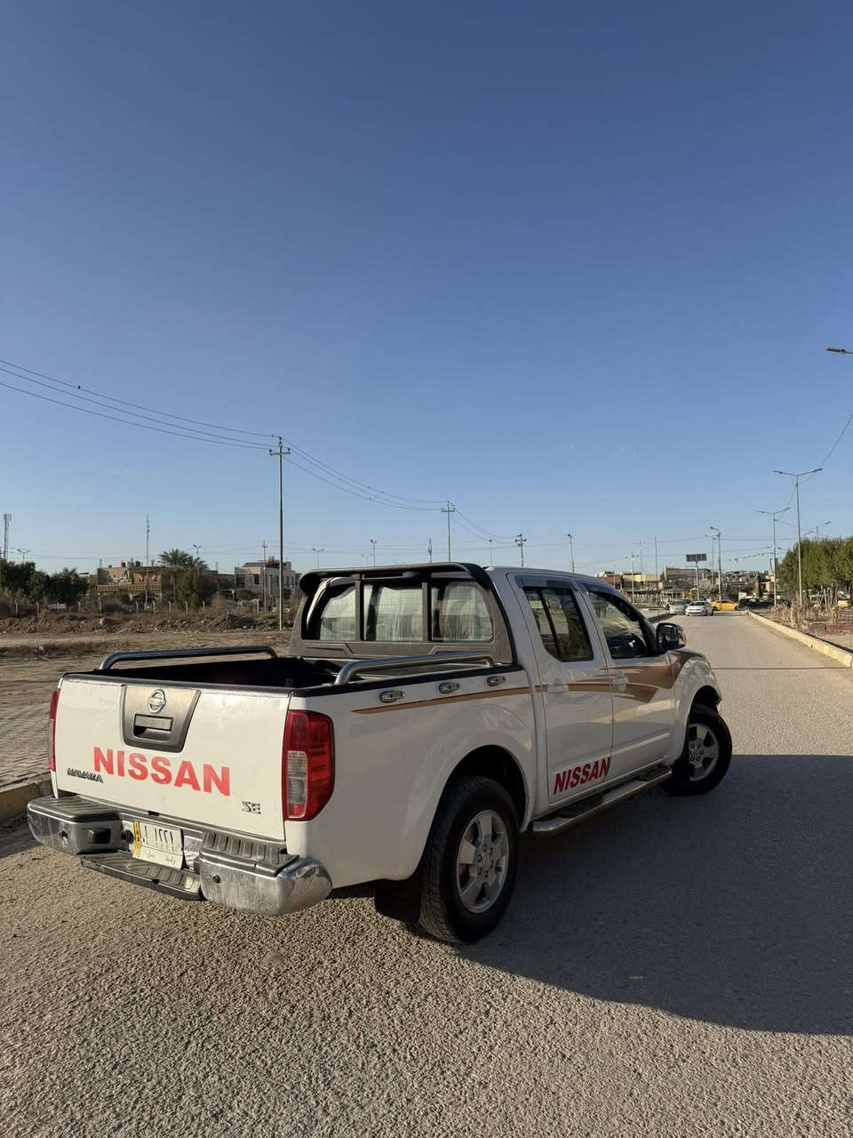 السلام عليكم
بيك اب نيفارا للبيع موديل 2012 

السيارة مكينة وكير كفالة 

السيارة نظيفة وماعايزها شيء كماليات بسيطة

مشدود عليها منظومة غاز بالجديدة شغالة وخير من الله

السيارة مكانها حلة

السعر 120$ وبيها مجال بسيط
***********
