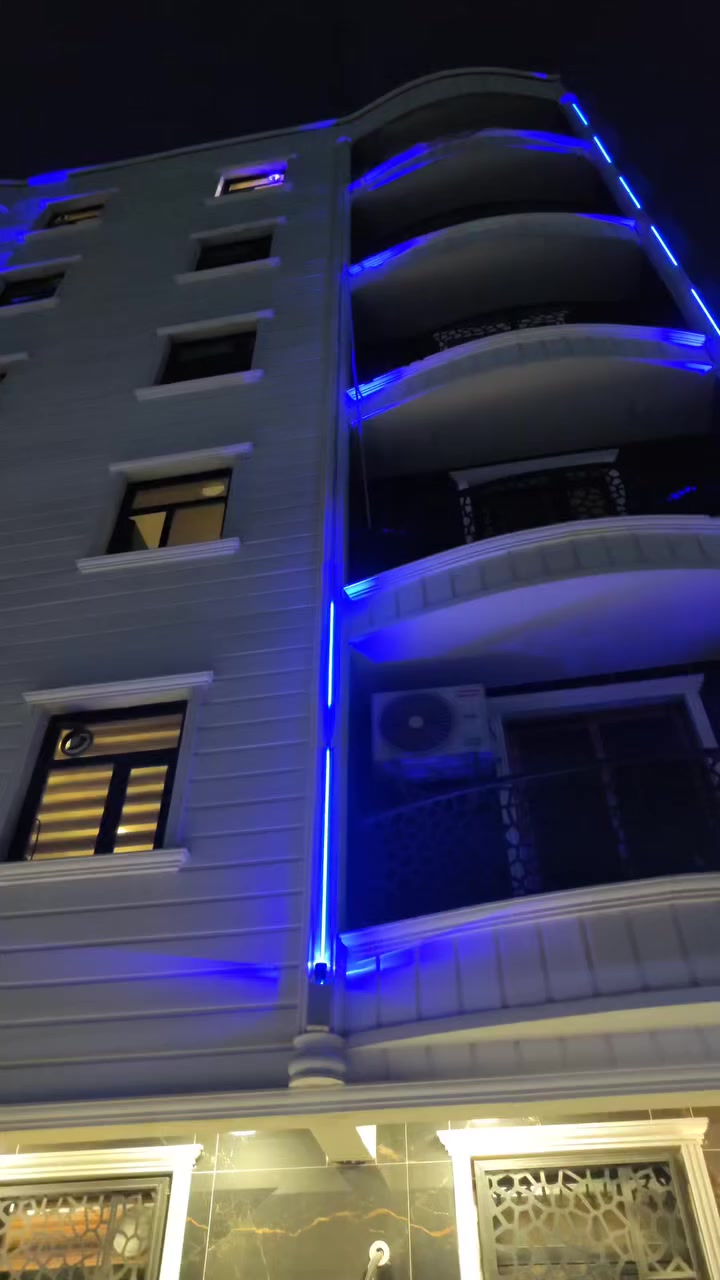 شقه ملك صرف موثث للبيع
سعر 140مليون 
غرفتين وصاله ومطبخ وصحيات وبالكون
مساحه 90متر طابق ثاني مزوده بمصعد 24ساعه 
عنوان الشقه الأعظمية شارع عمر قرب مول الكوخ 
لل استفسار ‏‪***********‬‏
