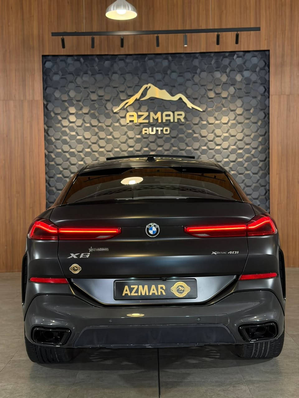 BMW x6 M Pro Package (2025) 🇩🇪
فول الفول مواصفات⚜️
مرقم + مغلف PPF+ كتاب تضليل
السيارة داخلة وكالة العروش 🔥

ناضور و داخل قهوائي و فول الفول
 مواصفات اعلى فئة ، بانوراما ، لايتات ليد وادپتڤ و ليزر ، صندوق كهرباء وفتح واغلاق بحاسة القدم ، دخول ذكي جميع الابواب مع فتح واغلاق ذاتي عند الابتعاد والاقتراب ، تبريد امامي وخلفي منفصل  ، مقاعد جلد وتدفئة وتبريد ، كشنات مساج، كشنات وستيرن كهرباء وميموري الجهتين ، داتاشو ، اربع كاميرات ٣٦٠ ، رادارات امامية وخلفية وجانبية بالمري  ، مانع اصطدام ومانع خروج عن المسار ، سماعات هارمان كاردون اكثر من رائع  ، عدة وضعيات قيادة حسب الطرق ، دفع رباعي فور ويل ، ومواصفات اخرى كثيرة جدا جدا معروفة وغير معروفة

السيارة مكفول كفالة عامة من كلشي 🔥
سعر : 745$ ورقة

للاستفسار : ***********
العنوان : السليمانية المعارض الجديدة شركة ازمر اوتو معرض رقم ٣٤
