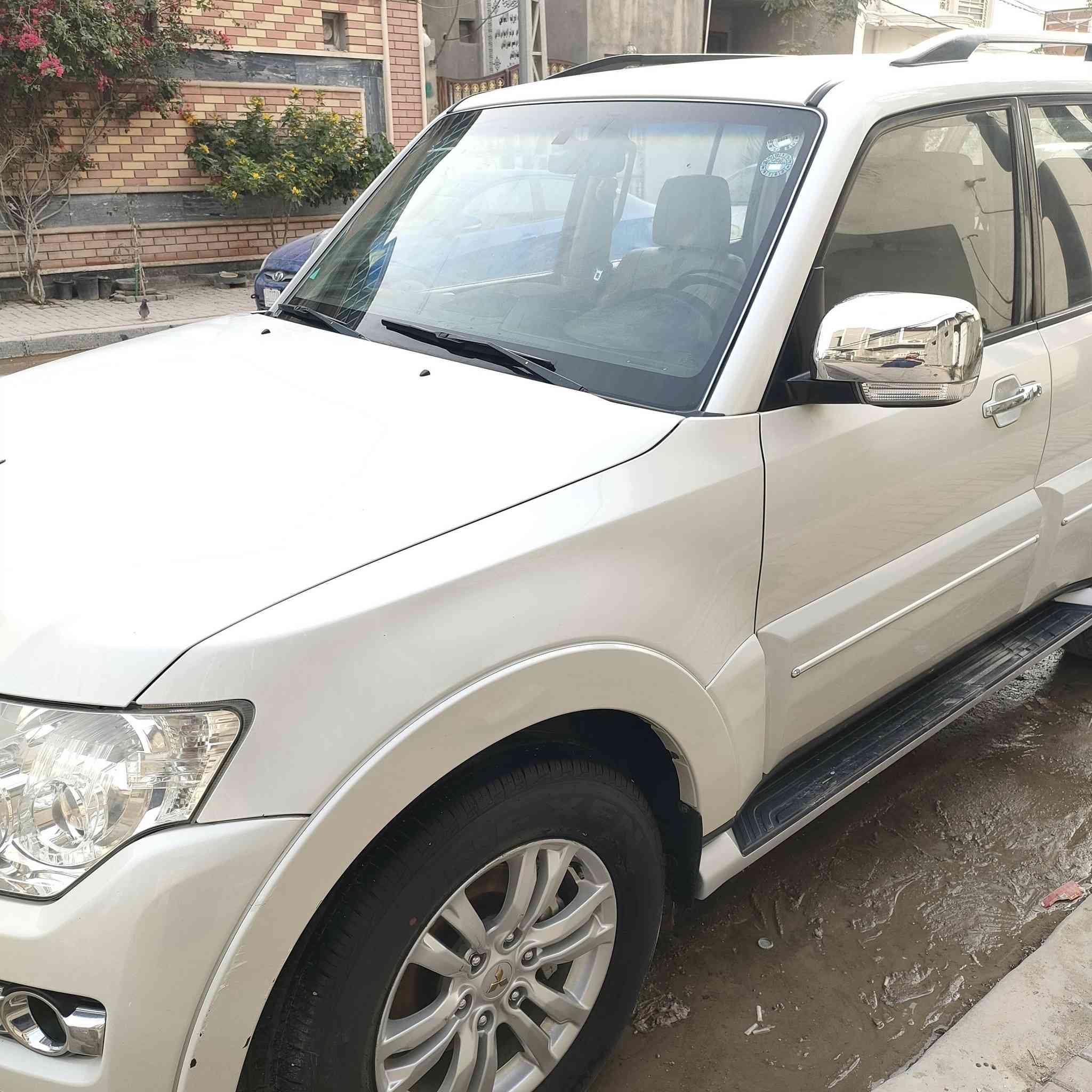 السلام عليكم ورحمة الله 

باجيرو 2020 علامة ذهبية

فول مواصفات

ماشية39000 الف كيلو 

السيارة على حالة الوكالة مكفوله

كشنات راس الارنب

كشنات جلد

داخل صاج 

فول تحكم ستيرن

ويل حجم 18

مكينه 6 سلندر 3800

شاشة كبيرة

حساس خلفي 

كامرة اصلية

بلوتوث

اشارة بالمري

كشنات 7 راكب

تبريد منفصل 3 قطع

لايتات زنون

لد نهاري 

مري شفط 
مكان الديوانية 

ه‍ ***********

السعر255$💵
