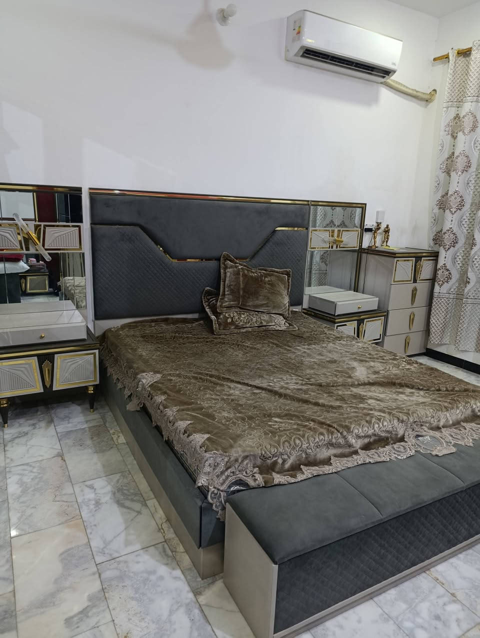 غرفة نوم للبيع


**إذا كنت صاحب هذا الإعلان وتريد حذفه لأي سبب، رجاءا أرسل رسالة إلى الدعم الفني**