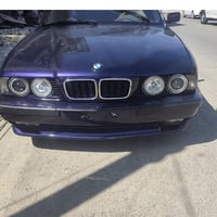 للبيع BMW موديل ١٩٩٠ مال مزاد أوراقها جاهزة باقية ع الترقيم حجم ٥٢٥ مك...
