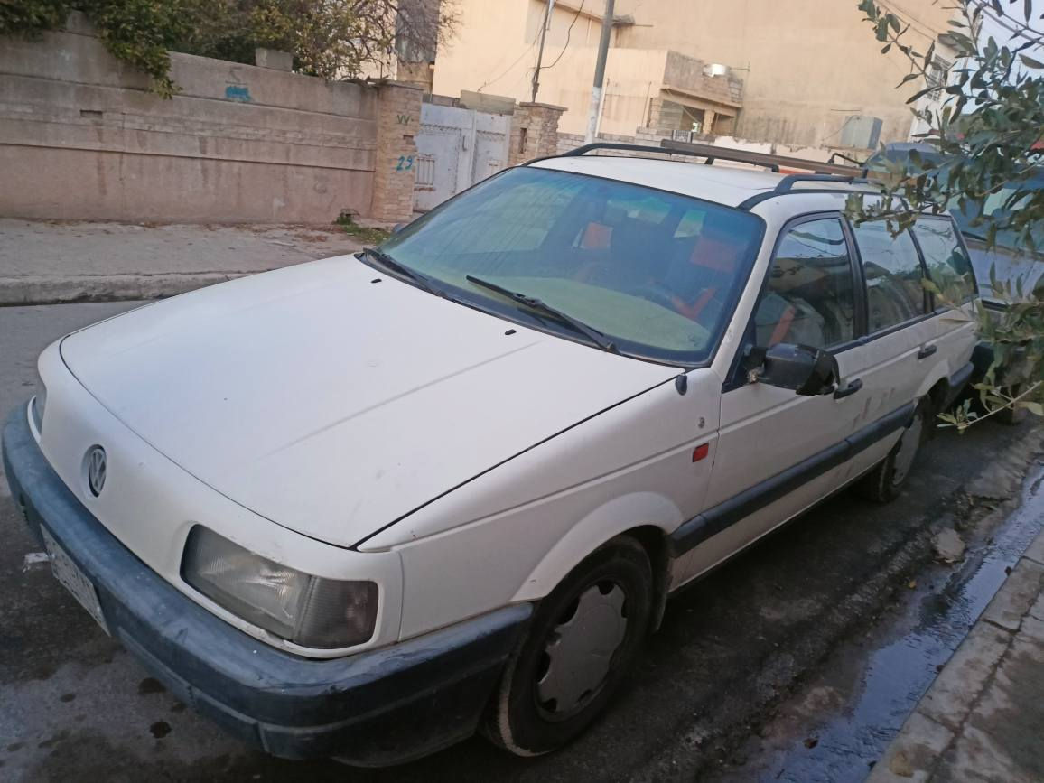 سياره باسات نظيفه بدون صبغ شرط محرك اوكير شريط تحويل بدون وكاله سعر 45 وبيها مجال شيء قليل موديل 93 سنويه تنتهي نهايه 26 اني مكلف بالنشر اللي يريدها يتصل على هذا الرقم0771 862 1664 موصل, نينوى
