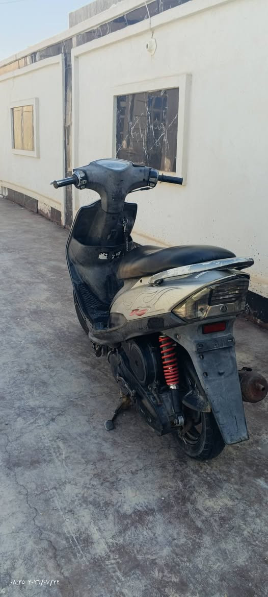 عدله بلاديه للبيع او مراوس 
ختم.واحد.مكينتها خرسه
ب 700 بيها مجال بسيط 
تصال/***********
