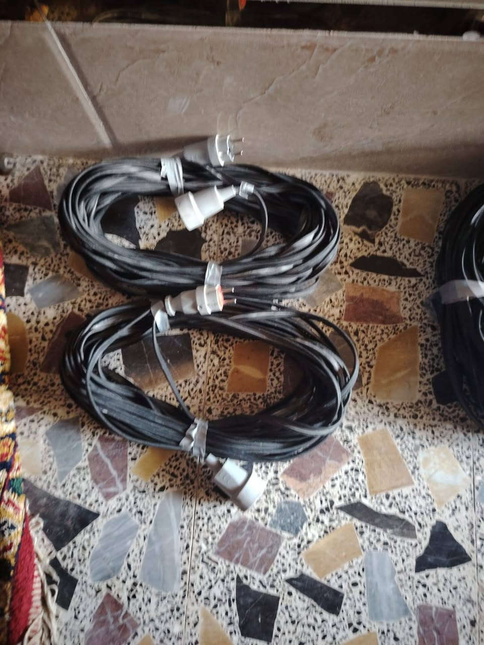 سلام عليكم غراض جديده مستعملات سبوعين الله شاهد جدد كلمن وسعره المولدات الوحده عله 60 قفل والدريلات كساره 60الواحد الكوسره 50 والوايرات سيمز اصلي  الله شاهد واحد 40متر وثنين20ب20. سعرهن  65وبيهن  مجال‏.وكراكه     ‪0781 842 7100‬‏ المكان النجف حي النداء قرب مجمع الميرات
