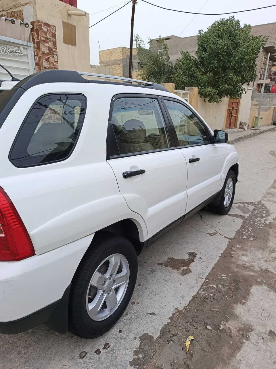 سلام عليكم للبيع سبورتج موديل 2009 مكفوله كفالة عامه حتى من البارد سياره بلاديه وضع شركة كير محرك عل شركه ما مفتوحات حتى الحداديه مال الشركة بيها شرط برغي ما مفتوح بيها خليجي داخل بيجي فتحه صاج شاشة داخلها الى جديد رقم بابل تحويل مباشر كبل عقد مروري و سياره بلعافيه عل ياخذها حيل جديده السعر 128 وبيها مجال ***********  ***********  مكاني بابل
