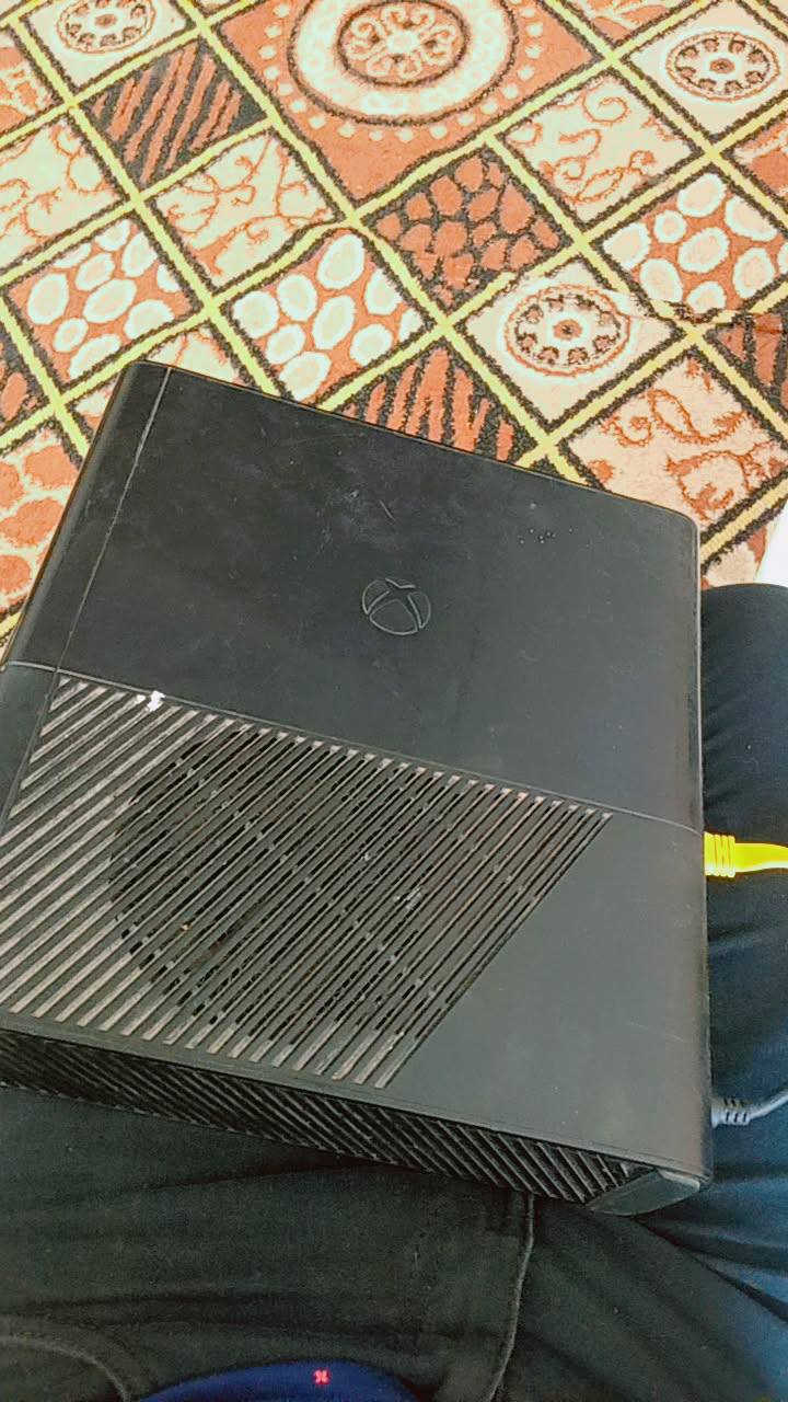 سلام عليكم اخوان هذا للبيع بلي 360السعر 90وبي مجال شراي يجي خاص مكاني ديالى بعقوبة رقم بي وتساب كامل ملحقات ***********
