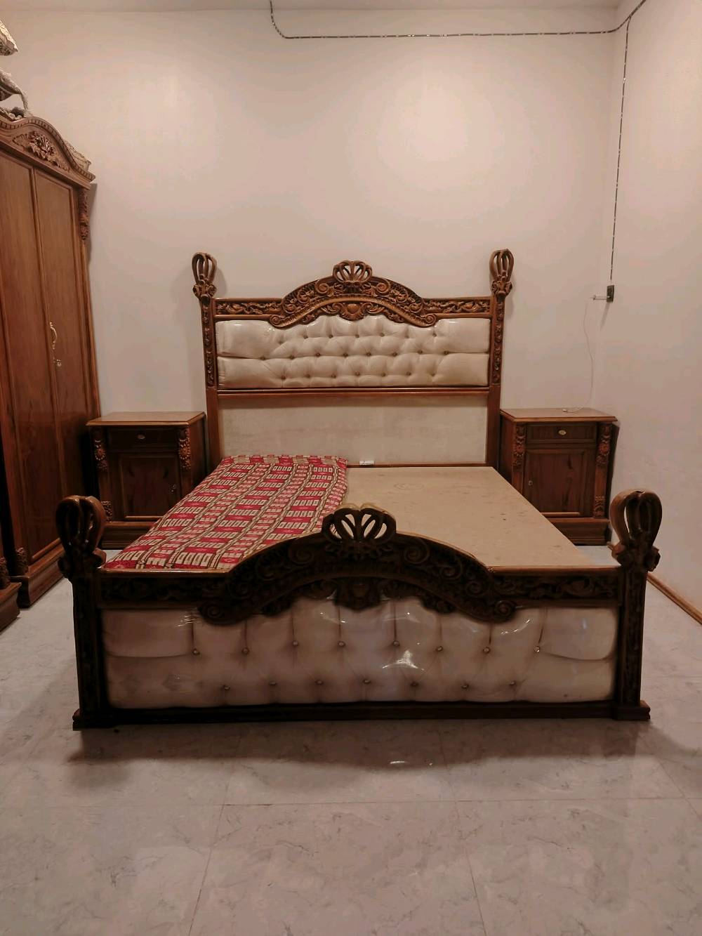 غرفه تسگام صاج درجه اولى استعمال بسيط شخط مابيها ***********وات ساب
المكان النجف مناذره ابصخير السع1.700