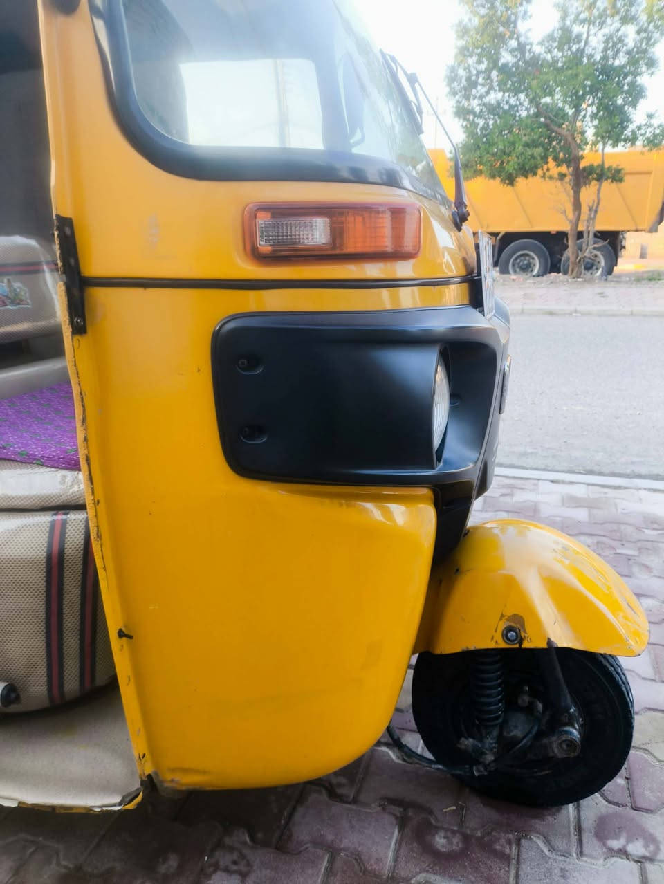 السلام عليكم
تكتك للبيع موديل 19 طالعه بال20 رقم وسنويه بأسمي 

كشره نضيفه ***********
