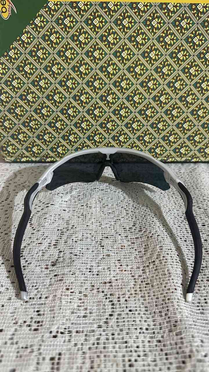 جنطه بوري السرج من ماركه ( COBRA ) سعر بـ15
ونظارات 7 الالوان من ماركه ( RADAR EV ) سعر بـ25
للاستفسار : ***********
