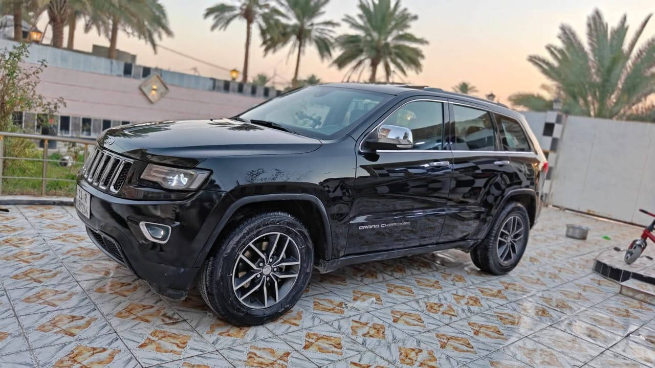 جيب 2014 فول 1/1 أوفر لاند
سونار والحادث مرفق بالمنشور  مكينه 3600 6سلندر  
المواصفات 
بصمه..بنوراما.. كشنات كهرباء.. خزن ميموري.. استيرن كهرباء..هيتر بالاستيرن.. تدفئه تبريد بالكشنات..جنطه شفط.. دمام.. أشاير بالمري.. تشغيل عن بعد.. شاشه كبيره.. رادارات.. ماوس تحكم.. فور ويل السياره جديده وجاهزه من كلشي 
ماشيه 162 رقم بغداد دولي بأسمي 
هاتف ***********
واتساب***********
