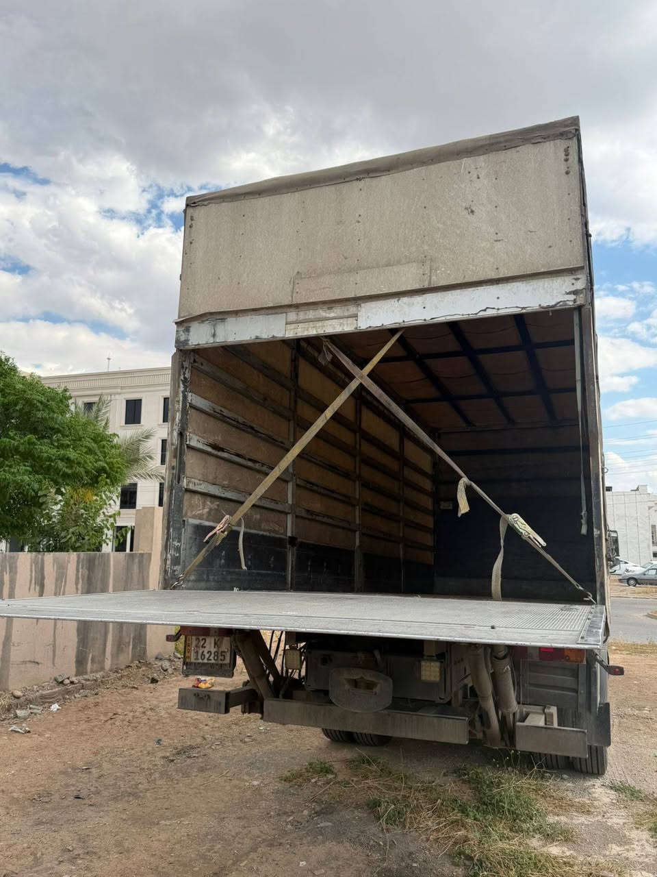 سلاموعليكم بؤدي اتيكؤ بؤ فرؤشتن ٧٢٠ دريژة ٢٨٥بةرزي دةرةوي شوين هةولير بني چاكراوة بةقوةت كراوة رقم تل وتس ***********
