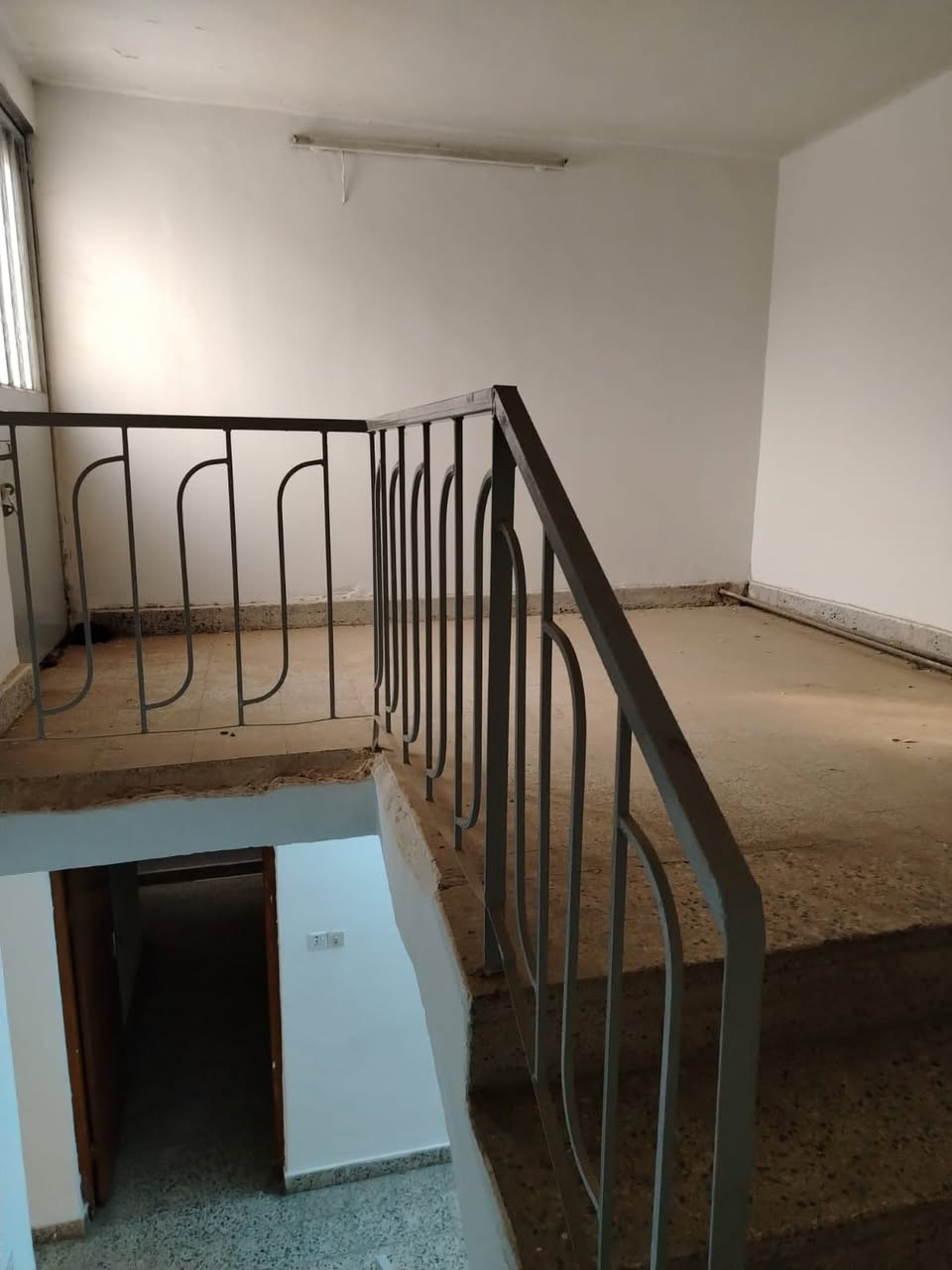 🔥دار للإيجار في حي السكر 🔥

🌹مساحة 160 متر 

🔵مكون من طابقين 

🟤ط الاول مطبخ وهول واستقبال 

😍ط الثاني غرف نوم عدد 3 وصحيات 

🔥#عروضات_مكتب_النبأ_السعيد_للعقار🔥

🩷للاستفسار الاتصال عبر الأرقام التالية 

☎️📞***********
☎️📞***********
