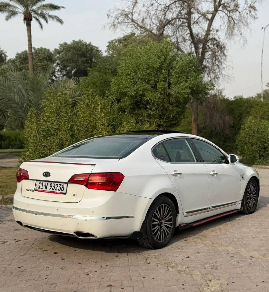 السلام عليكم كيا كادينزا للبيع موديل 2011 السيارة نضيفة جداً والسونار موجود بلمنشور
السعر 112$
للاستفسار 
***********
0770 505 3757
