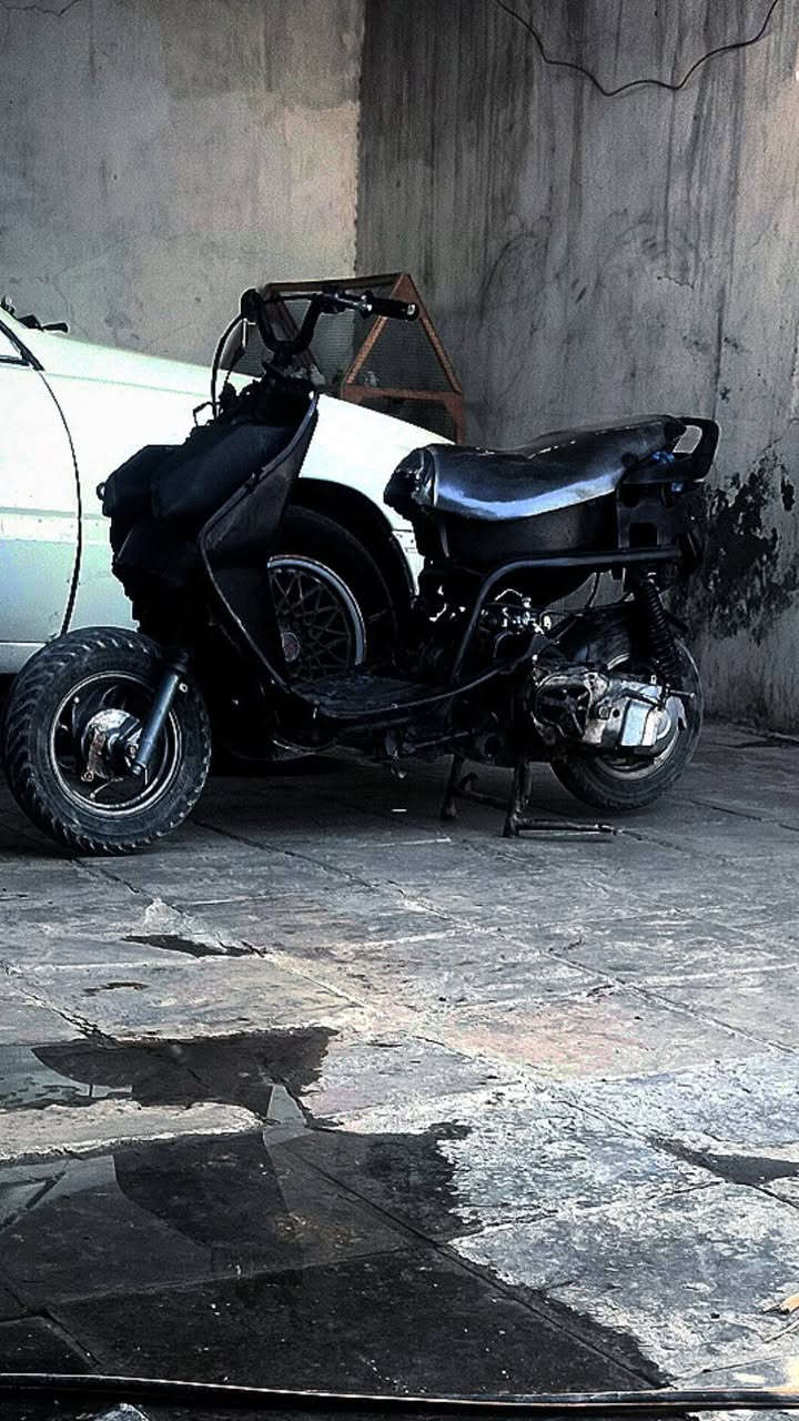 فراشه فحل  شغاله مابيه شي  كابريته محور أربعة كير يحتاج له  تبديل  ... خيط دخان خفيف بلمحرك...  السعر 120 وبيه مجال للشراي *********** وات  . ..
