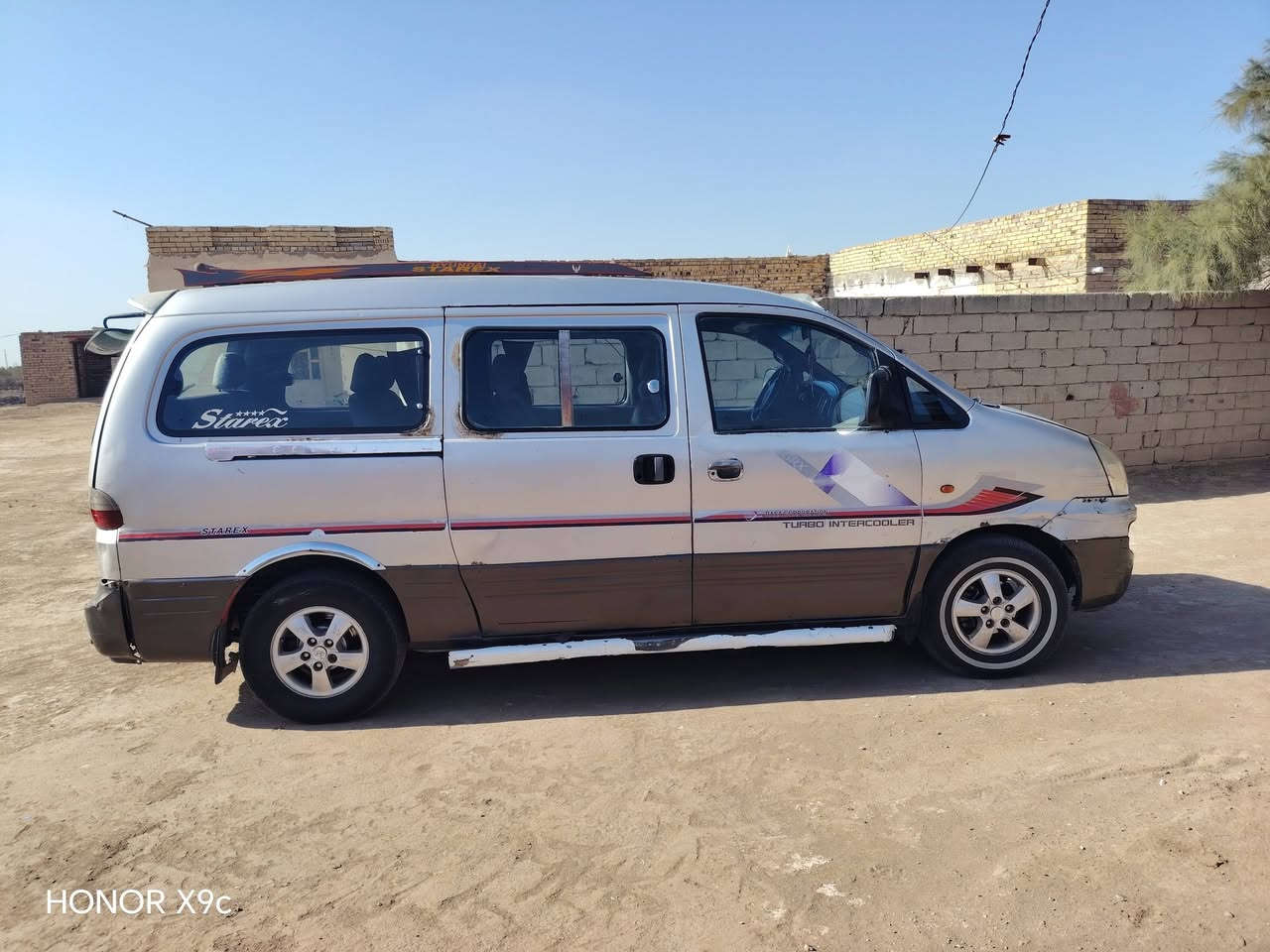 السلام عليكم ستاركس 2007 مكينه كايمه رقم صدامي بسمي وكاله ام البكود السكن الديوانيه اتصال عل رقم ***********
