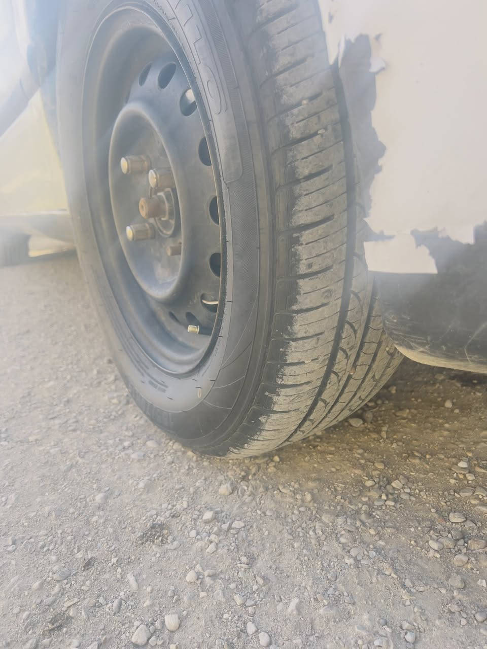 السلام عليكم نيسان بريمرا موديل ٩٢ مكينة الفين كير عادي كهربايات مكينةتايرات صدر جديد  كير خير من الله سنوية ٢٩ مكاني بغداد زعفرانية شرط التحويل سعر ٢٣ وبيها مجال لاتصال ***********
