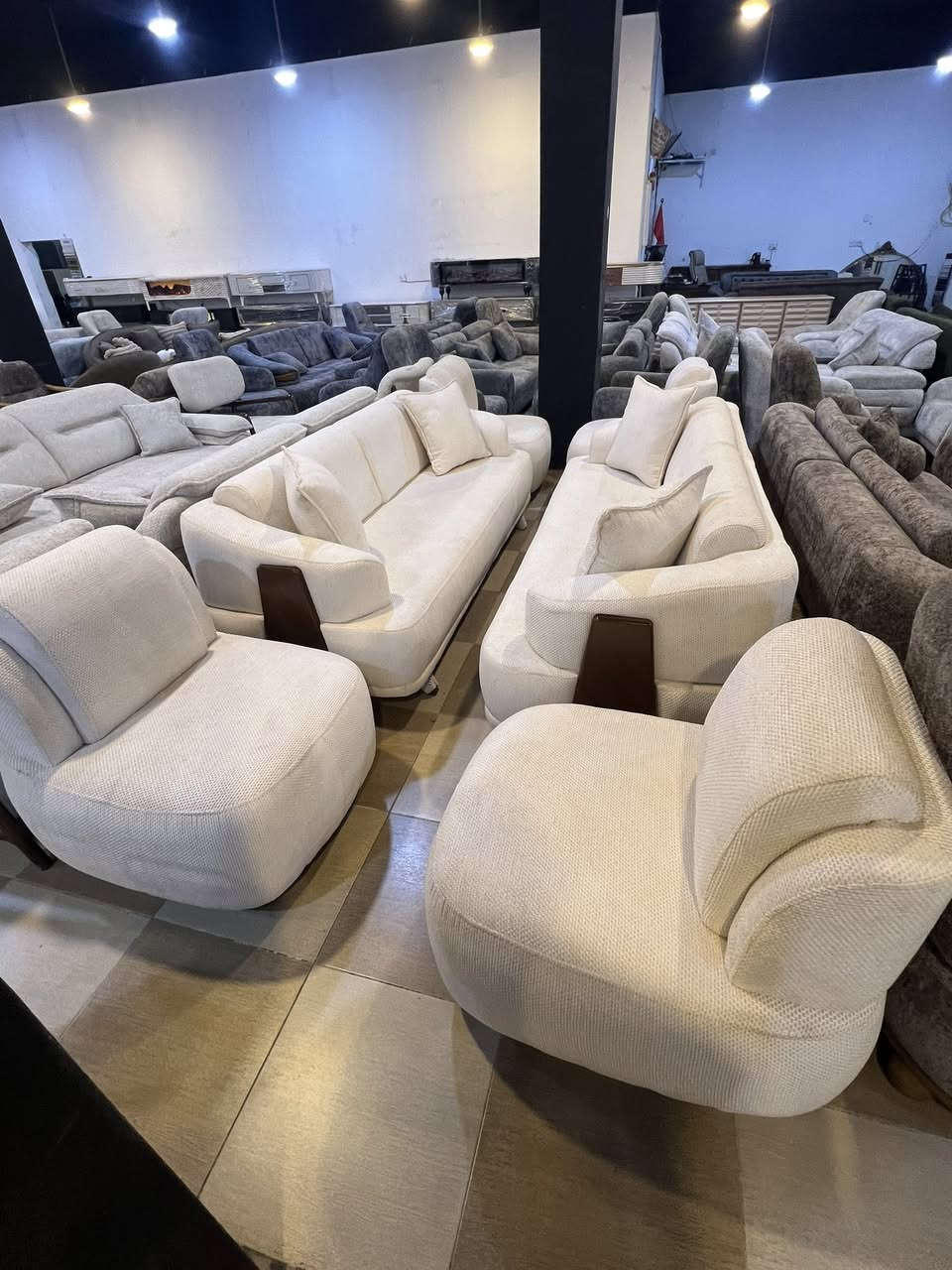 تخم قنفات تركي ماركه زانا السعر 1.700 الف وبي مجال بسيط


**إذا كنت صاحب هذا الإعلان وتريد حذفه لأي سبب، رجاءا أرسل رسالة إلى الدعم الفني**